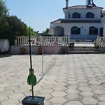 Layla וילה קיירניה